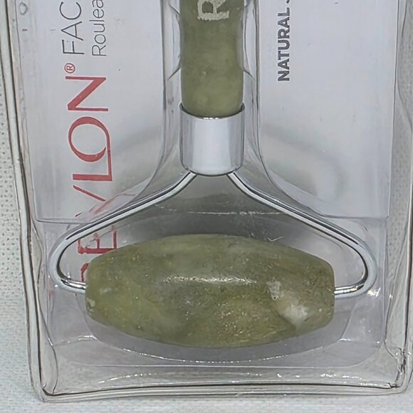 Revlon Facial Roller - Natural Jade Stone - Cool & De-Puff - Picture 2 of 9